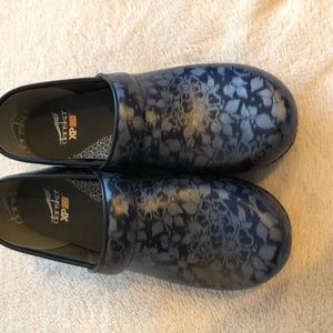 Dansko XP 2.0, Size 39 - $100